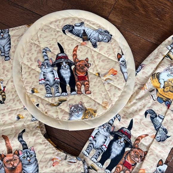 Handmade cat pot holder set - Picture 2 of 3